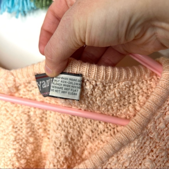 Vintage Yarn Works Pastel Peach Yarn Works Short Sleeve Floral Detailed Sweater - Picture 6 of 14
